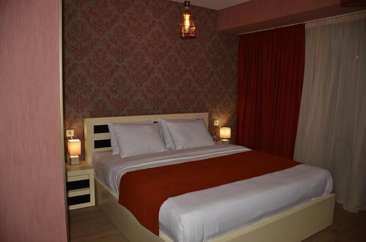 Vere Corner Hotel Tiflis Dış mekan fotoğraf