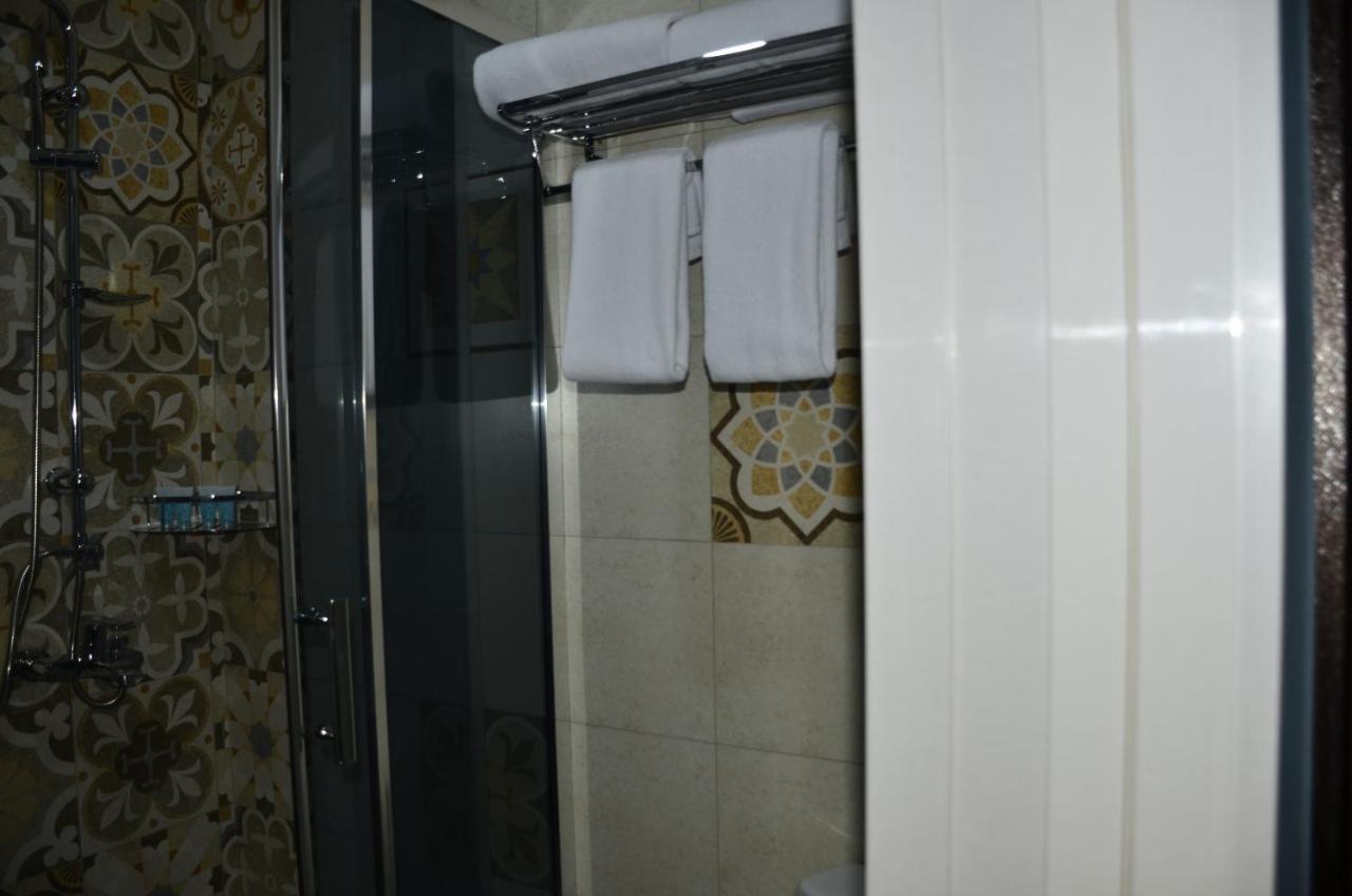 Vere Corner Hotel Tiflis Dış mekan fotoğraf